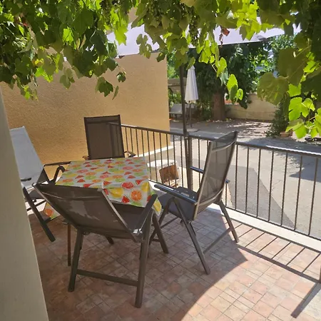 Casa Di Nona Marija, Your Istrian Escape Near Porec Apartment *